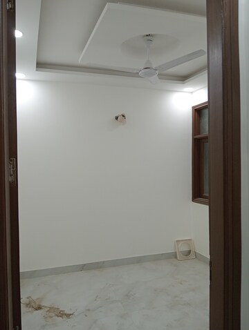Room in 1 BHK Builder Floor at Govindpuri – for Sale