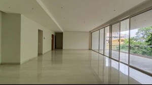 Room in 5 BHK Apartment at Avinash Gods Gift, Koregaon Park – for Sale