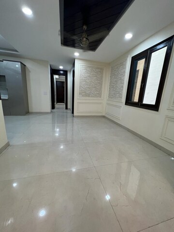 Room in 3 BHK Apartment at KM Residency, Raj Nagar Extension – for Sale
