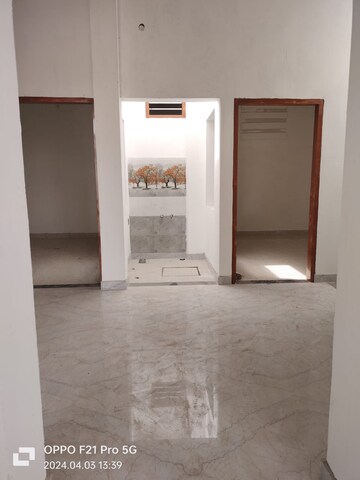 Room in 2 BHK Independent House at Deva Road – for Sale