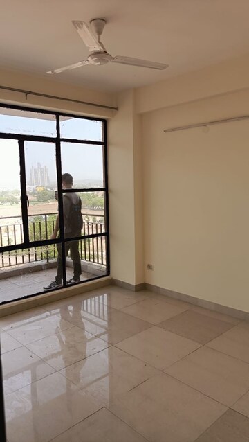 Room in 2 BHK Apartment at Signature Global Synera, Sector 81 – for Sale