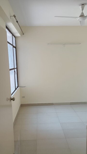 Room in 2 BHK Apartment at Signature Global Synera, Sector 81 – for Sale