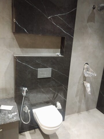 Master Bedroom in 4 BHK Builder Floor at BPTP Parkland Pride, Sector 77 – for Sale