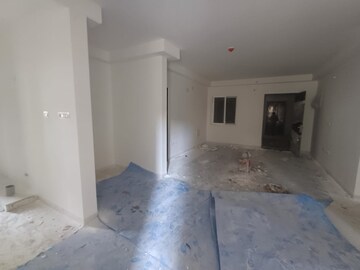 Room in 2.5 BHK Apartment at Aparna Sarovar Zicon, Nallagandla – for Sale