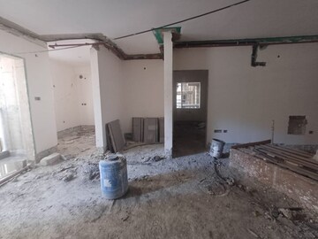Parking in 2.5 BHK Apartment at Aparna Sarovar Zicon, Nallagandla – for Sale
