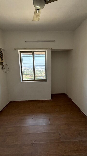 Room in 2 BHK Apartment at Lodha Casa Bella Gold, Dombivli East – for Sale