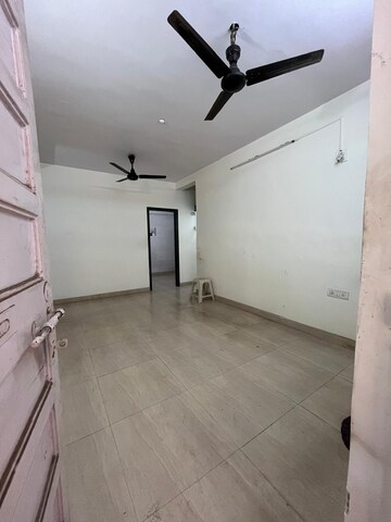 Room in 1 BHK Apartment at Vrindavan Society Thane West, Vrindavan Society – for Sale