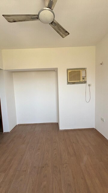 Room in 2 BHK Apartment at Lodha Casa Bella Gold, Dombivli East – for Sale