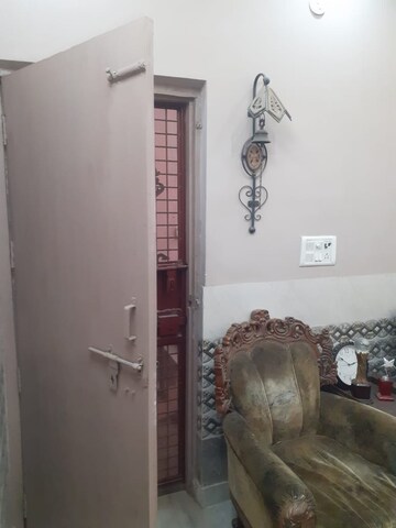 2 BHK Builder Floor For Sale in Laxmi Nagar