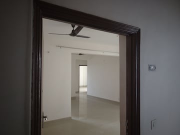 Room in 2 BHK Apartment at Apex Our Homes, Sector 37c – for Sale