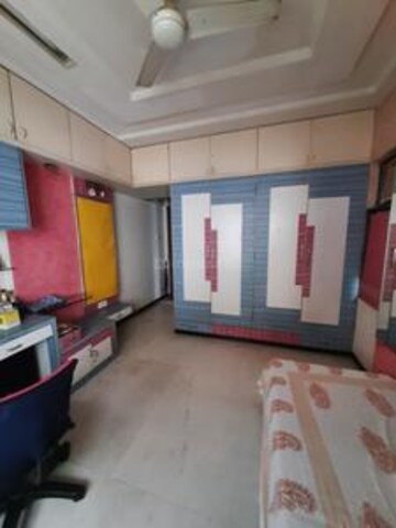 Kitchen in 2.5 BHK Builder Floor at Laxmi Nagar – for Sale