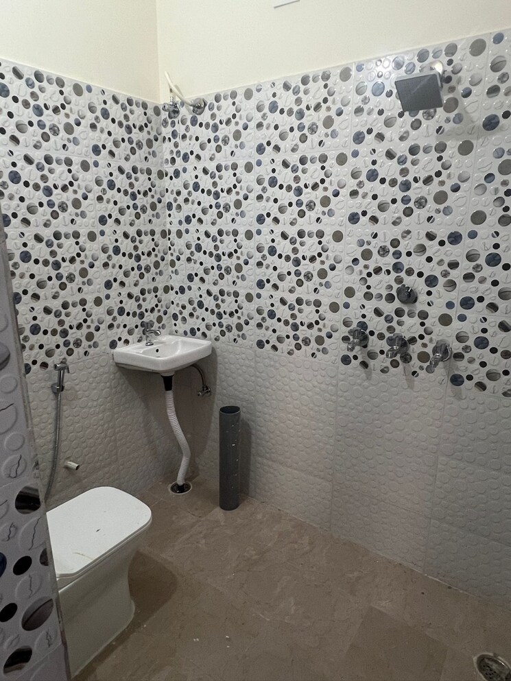 Bathroom, patiala road 2 Bedroom 1150 Sq.Ft. Villa In Patiala Road Zirakpur 7095284