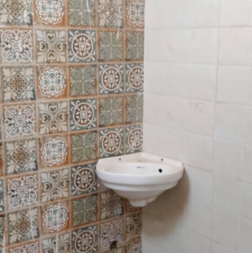 Bathroom in 5 BHK Independent House at Patiala Road – for Sale