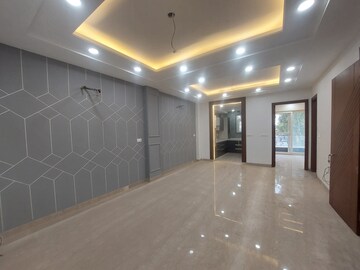Living Room in 3 BHK Builder Floor at Mukherjee Nagar – for Sale