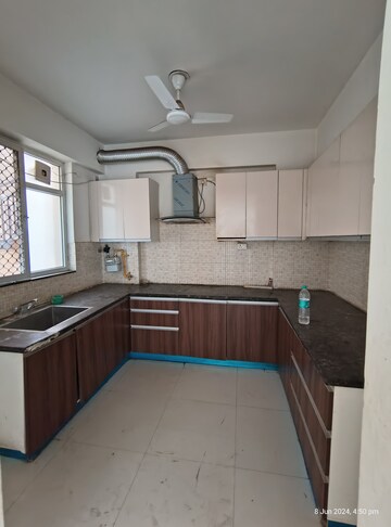 Kitchen in 3.5 BHK Apartment at Landmark Imperial Heights, Sector 88 – for Sale