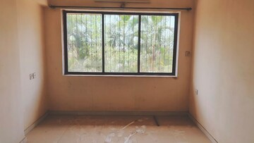 Room in 3 BHK Apartment at Lake View, Aarey Colony – for Sale