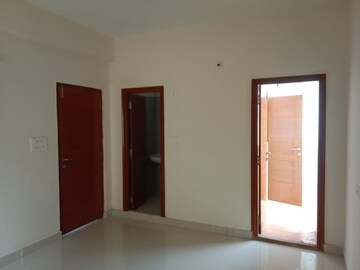 Room in 2 BHK Apartment at Manikonda – for Sale