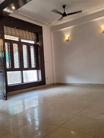 6+ BHK Villa For Sale in Sector 40