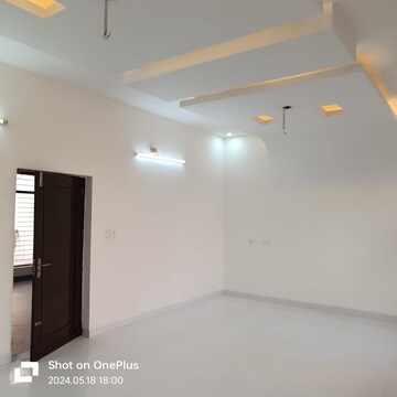 Room in 5 BHK Independent House at Kharar – for Sale
