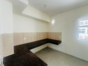 Kitchen in 3.5 BHK Apartment at Experion Capital, Gomti Nagar – for Sale