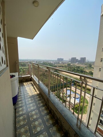 Balcony in 3 BHK Builder Floor at BPTP Discovery Park, Sector 80 – for Sale