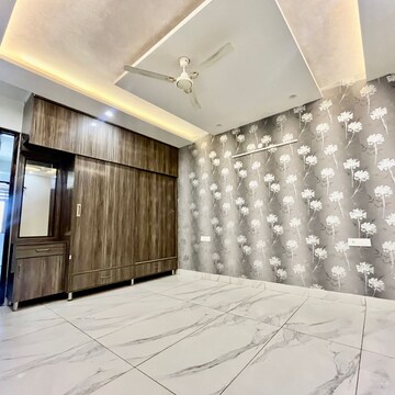 Room in 4 BHK Independent House at Ambala Highway – for Sale
