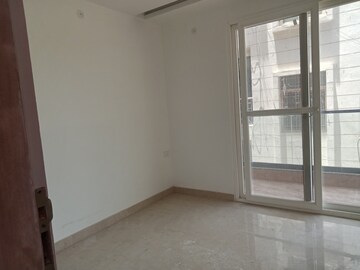Room in 3 BHK Builder Floor at Sector 7 Dwarka – for Sale