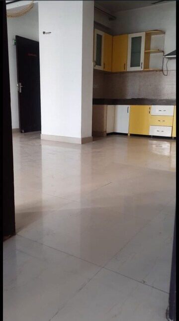 Room in 3 BHK Apartment at ABA Cherry County, Tech Zone 4 Greater Noida – for Sale