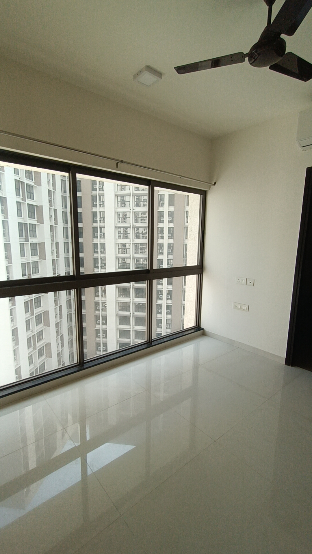 2 BHK Apartment For Resale in Tata Serein Pokhran Road No 2 Thane  7097217