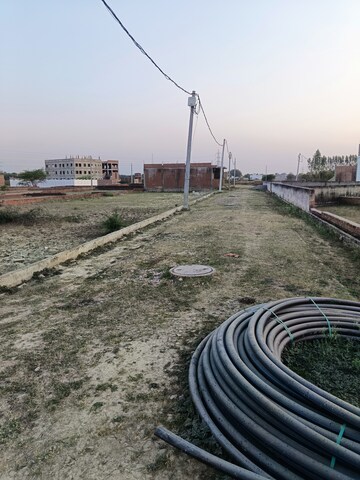  Plot – Exterior View View at Jankipuram Extension - for Sale