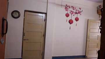 Room in 1 BHK Apartment at Thane West – for Sale