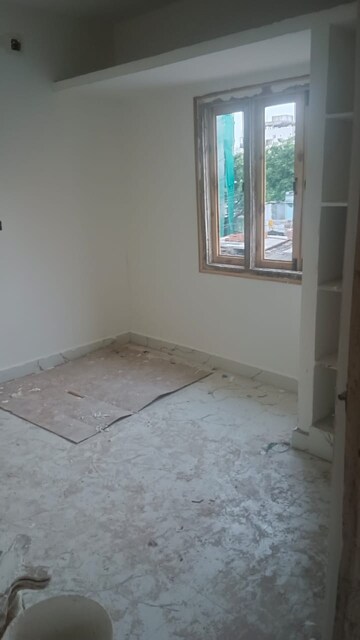 Room in 2 BHK Apartment at Narsingi – for Sale