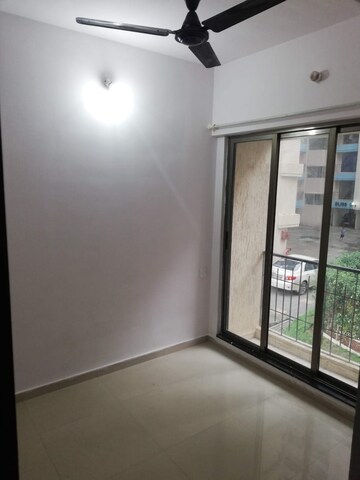 Room in 1 BHK Apartment at Unicorn Global Arena, Naigaon East – for Sale