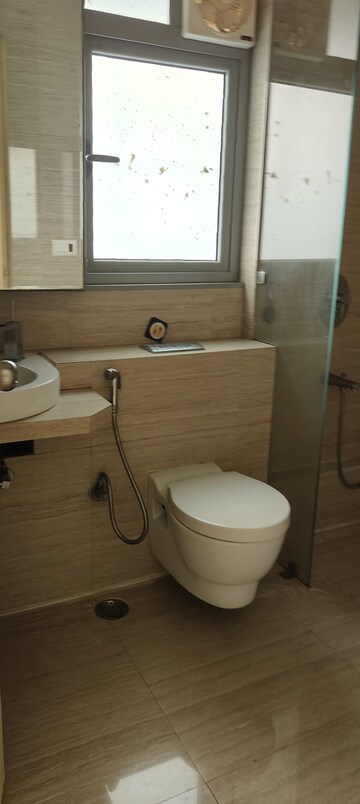 Bathroom in 2.5 BHK Apartment at Imperial Heights Goregaon West, Goregaon West – for Rent
