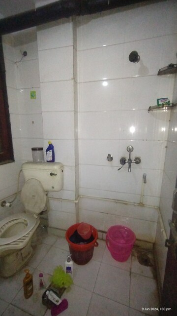 Bathroom in 2 BHK Builder Floor at Uttam Nagar – for Sale