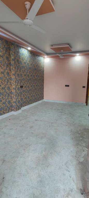 2 BHK Builder Floor For Rent in Gagan Vihar CGHS Krishna Nagar Delhi 7098053