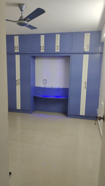 Room in 3 BHK Apartment at SMR Vinay Fountainhead, Hafeezpet – for Sale