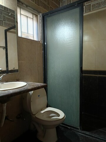 Bathroom in 3.5 BHK Builder Floor at Uppal Southend, Sector 49 – for Sale