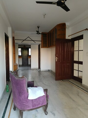 Living Room in 3.5 BHK Builder Floor at Uppal Southend, Sector 49 – for Sale