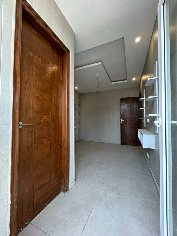 Room, patiala road 3 Bedroom 1300 Sq.Ft. Apartment In Patiala Road Zirakpur 7099124