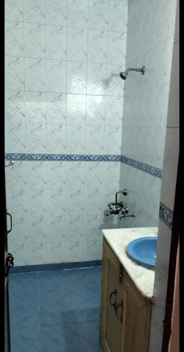 Bathroom in 6+ BHK Independent House at Sector 55 – for Sale