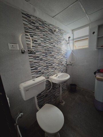 Bathroom in 2 BHK Apartment at Signature Global The Roselia, Sector 95a – for Sale