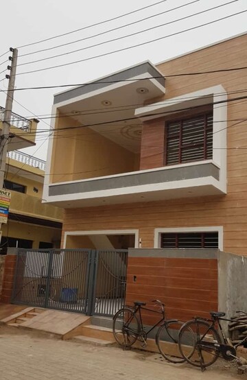 3 BHK Independent House For Sale in Guru Teg Bahadur Nagar