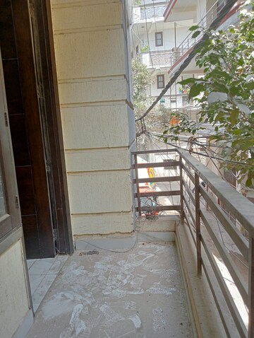 Balcony in 2 BHK Builder Floor at Paryavaran Complex – for Sale