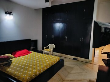 Bedroom in 6+ BHK Independent House at Sector 61 – for Sale