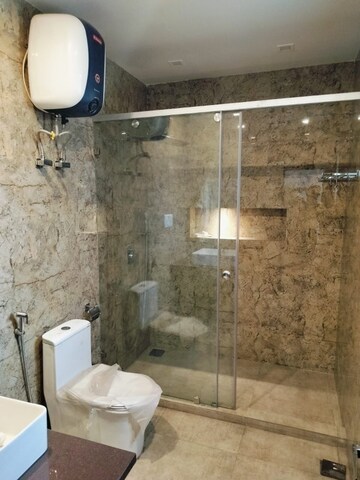Bathroom in 6+ BHK Independent House at Sector 61 – for Sale