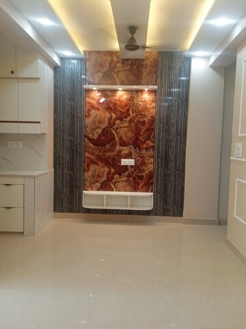 Furnished Amenities in 2 BHK Builder Floor at Igi Airport Area – for Sale