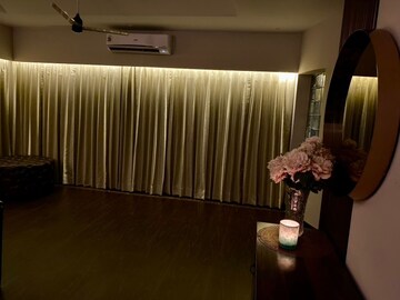 Bedroom in 5 BHK Independent House at Sector 40 – for Sale