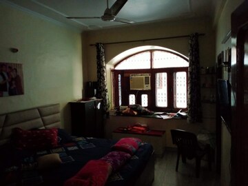 Living Room in 6+ BHK Independent House at Sector 40 – for Sale