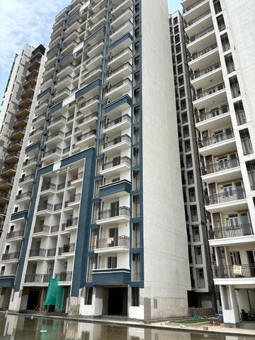 3 BHK Builder Floor – Exterior View View at Bptp District Faridabad, Sector 81 - for Sale
